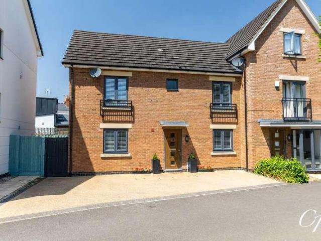 House for sale in Cleevemount, Golden Valley