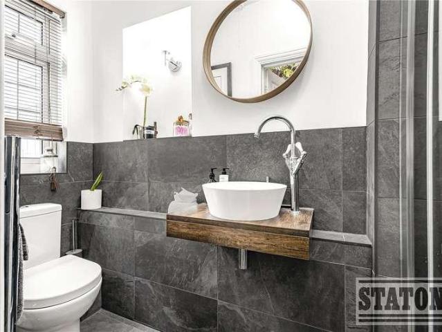 House for sale in Brookmans Park, Welwyn Hatfield