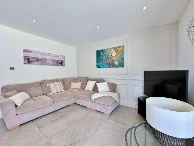 House for sale in Heswall, Liverpool City Region