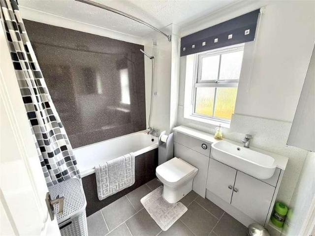 House for sale in Wyke, Gillingham