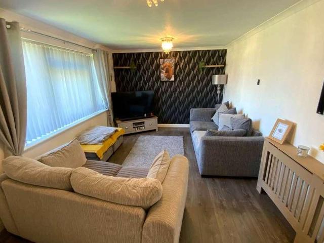 House for sale in Cradley, West Midlands