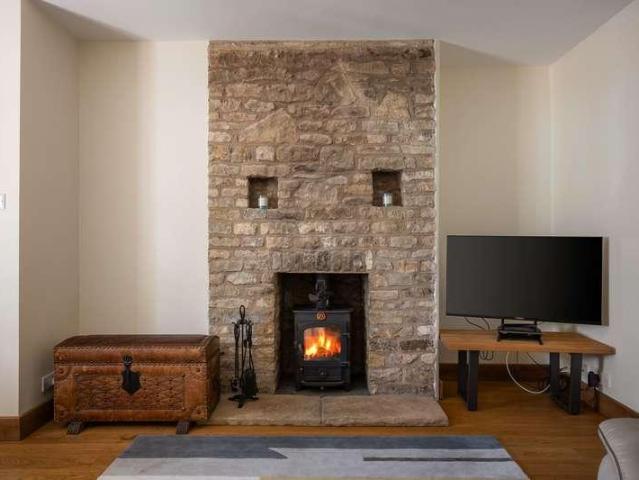 House for sale in Fossebridge, Gloucestershire