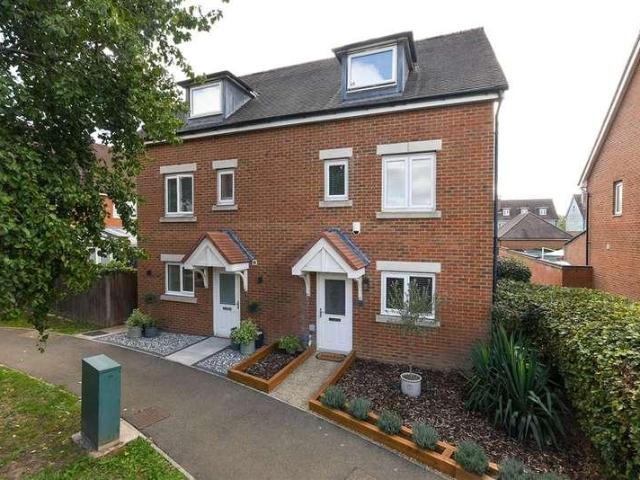 House for sale in Red Hill, Surrey