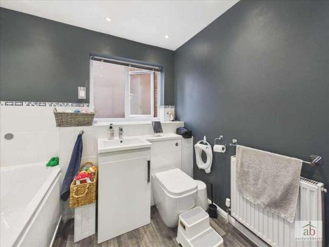 House for sale in Eastbridge, Suffolk
