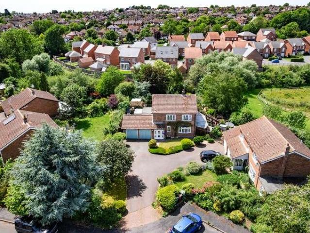House for sale in Brentingby, Leicestershire