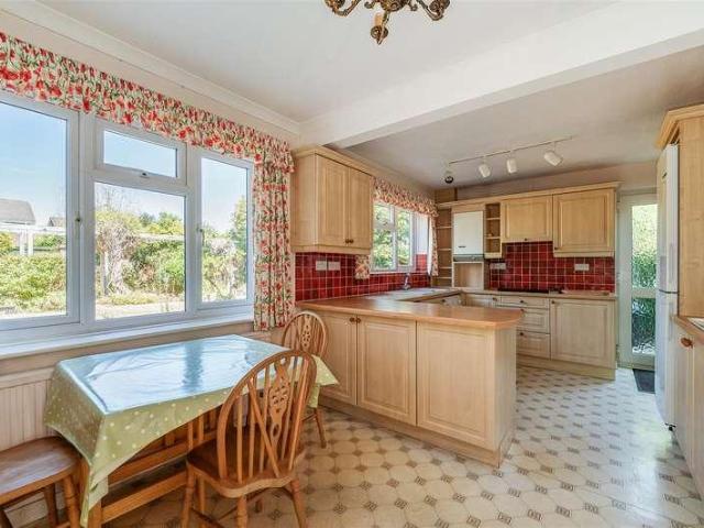 House for sale in Chichester, Littlecote