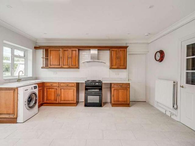 House for sale in Heath And Reach, Bedfordshire