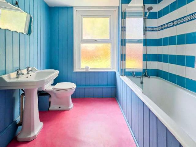 House for sale in Watergate, Devon