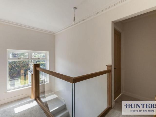 House for sale in Tranmere Park, West Yorkshire