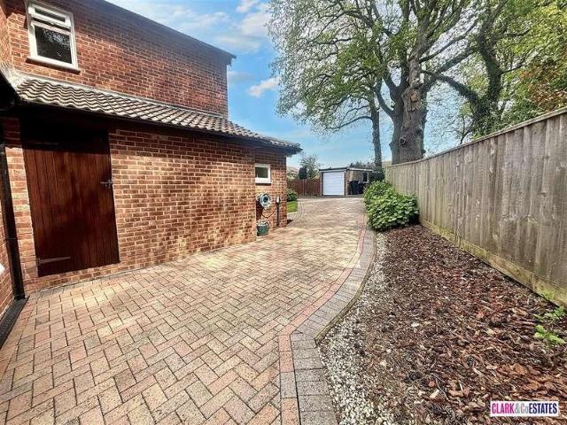 House for sale in Budlake, Devon