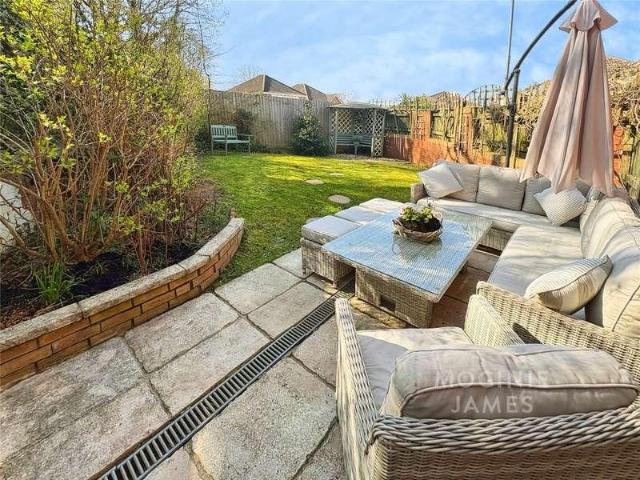House for sale in Penylan, Falcon Lodge