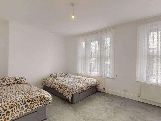 House for sale in Leytonstone, Greater London