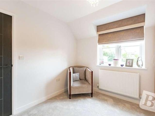 House for sale in Hornchurch, Greater London