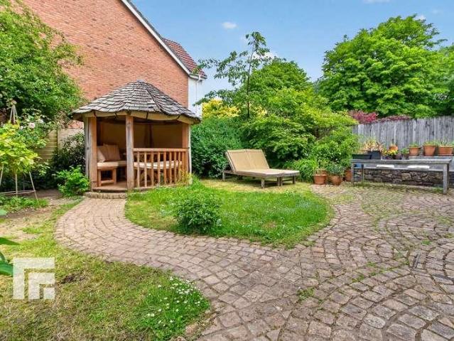 House for sale in Rhydlafar, Falcon Lodge