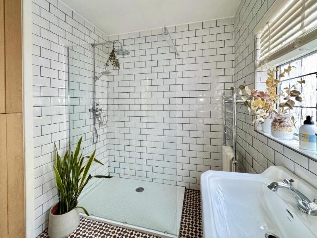 House for sale in Queens Park, Bournemouth