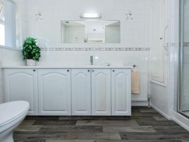 House for sale in Solihull, Sharmans Cross