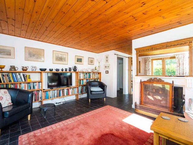 House for sale in Chelmondiston, Suffolk