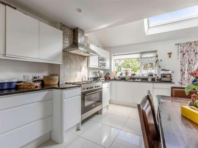 House for sale in Clewer Village, Windsor