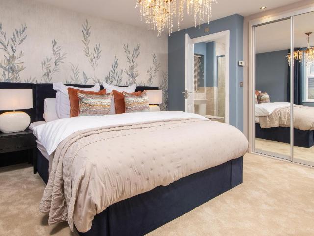 House for sale in Hoylandswaine, South Yorkshire