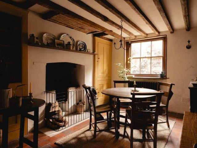 House for sale in St. George in the East, Wapping