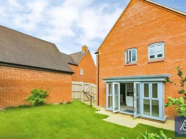 House for sale in Brackley, Northamptonshire