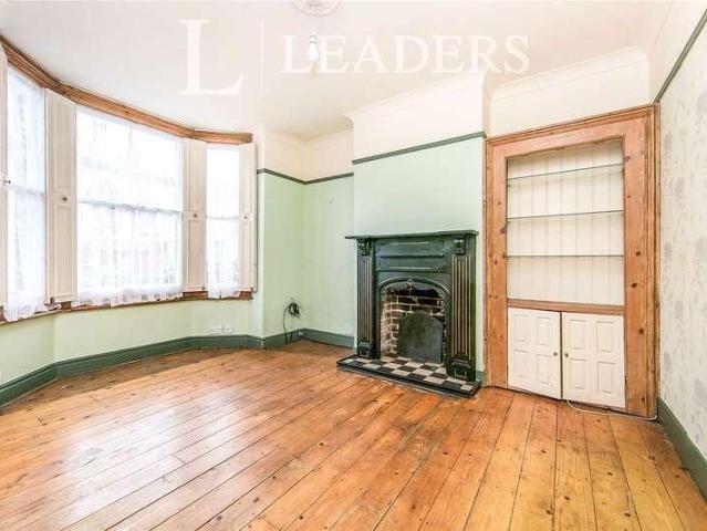 House for sale in Key Street, Suffolk