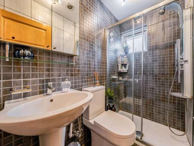 House for sale in Northwood, Northwood