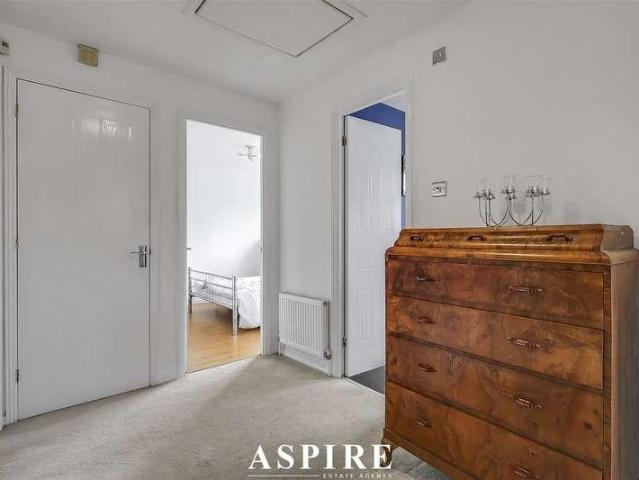 House for sale in Rawreth, Rochford