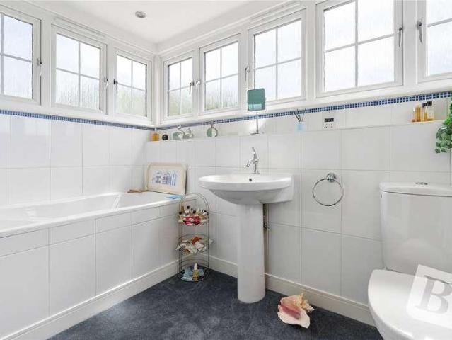 House for sale in Clements Park, Navestock Side