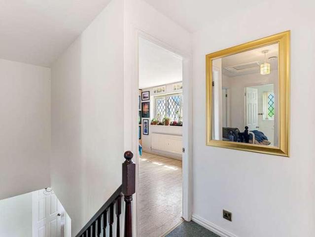 House for sale in Widnes, Upton