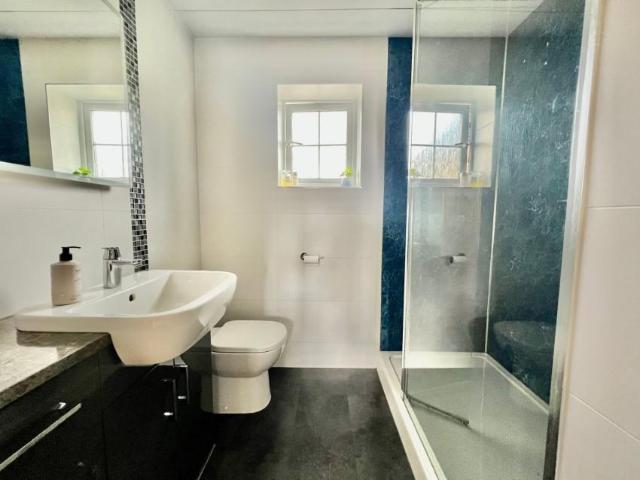 House for sale in Boston Spa, Leeds