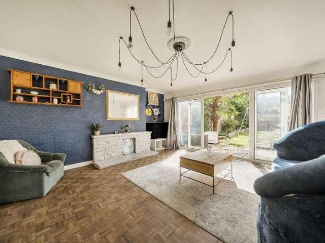 House for sale in West Molesey, Surrey