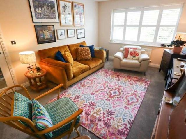 House for sale in Medlar-with-Wesham, Wesham