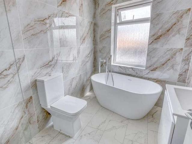 House for sale in Mickleover, East Midlands