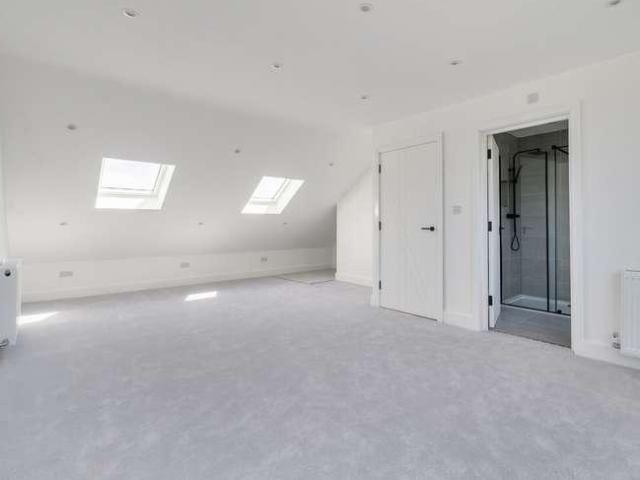 House for sale in Lane, Greater London