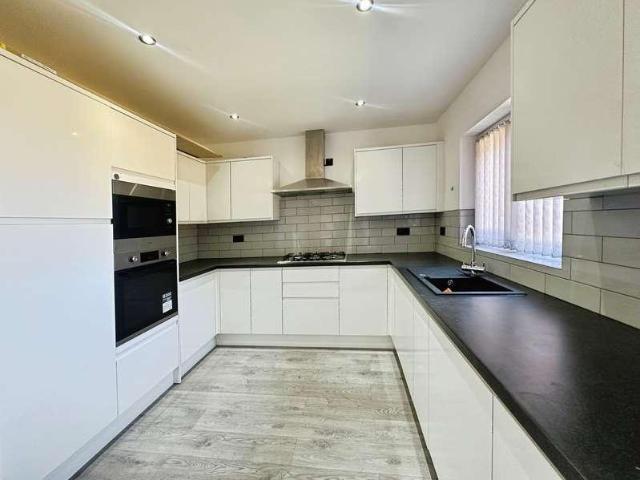 House for sale in Besses o' th' Barn, Bury