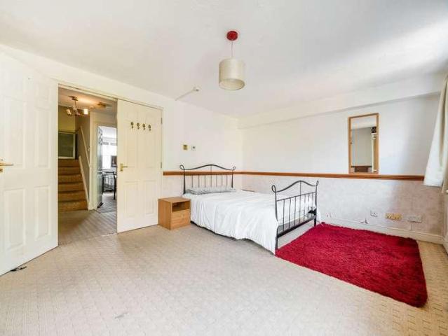 House for sale in London Borough of Lewisham, Greater London