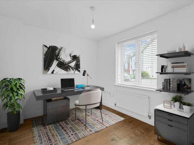 House for sale in Monkston Park, Milton Keynes