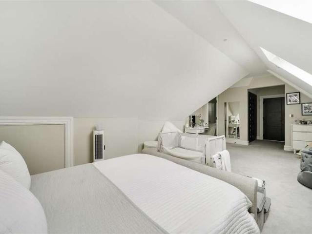 House for sale in Winnersh