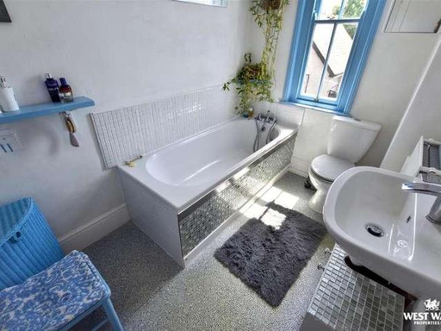House for sale in Clarbeston Road, Wales
