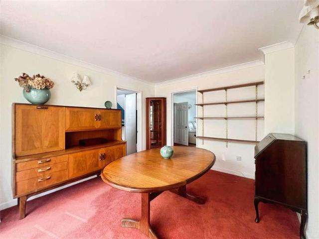 House for sale in Emmbrook, Wokingham