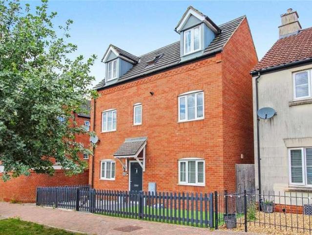 House for sale in Redhouse, Abbey Mead