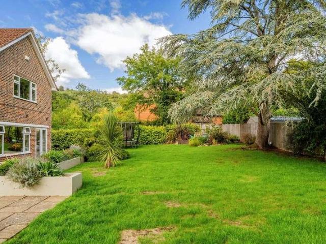 House for sale in Red Hill, Surrey