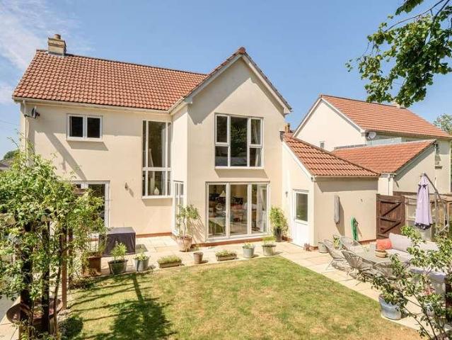 House for sale in Siston, South Gloucestershire