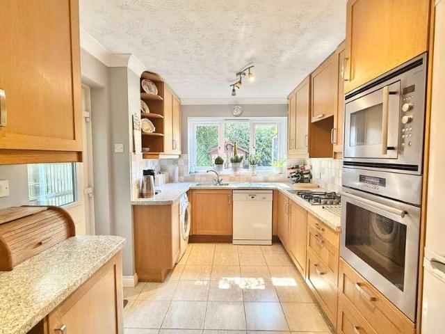 House for sale in Hythe and Dibden, Ashurst Bridge