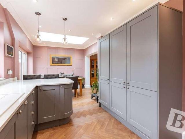 House for sale in Hornchurch, Greater London