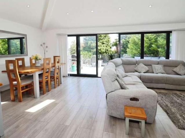 House for sale in Higher Bebington, Bebington