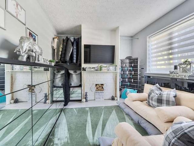 House for sale in Dale Hill, Essex