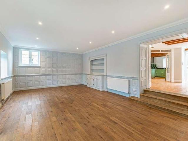 House for sale in Somerset