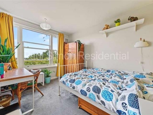 House for sale in Greater London